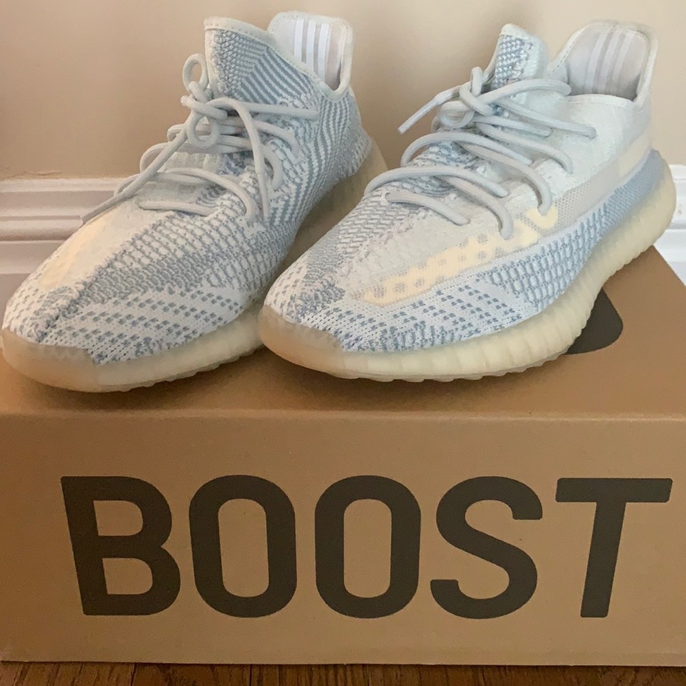 Yeezy Boost 350 V2 Men’s Sneakers Cloud White
